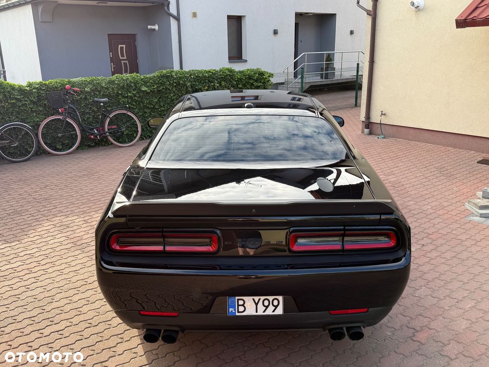 Dodge Challenger 3.6 SXT Plus - 8