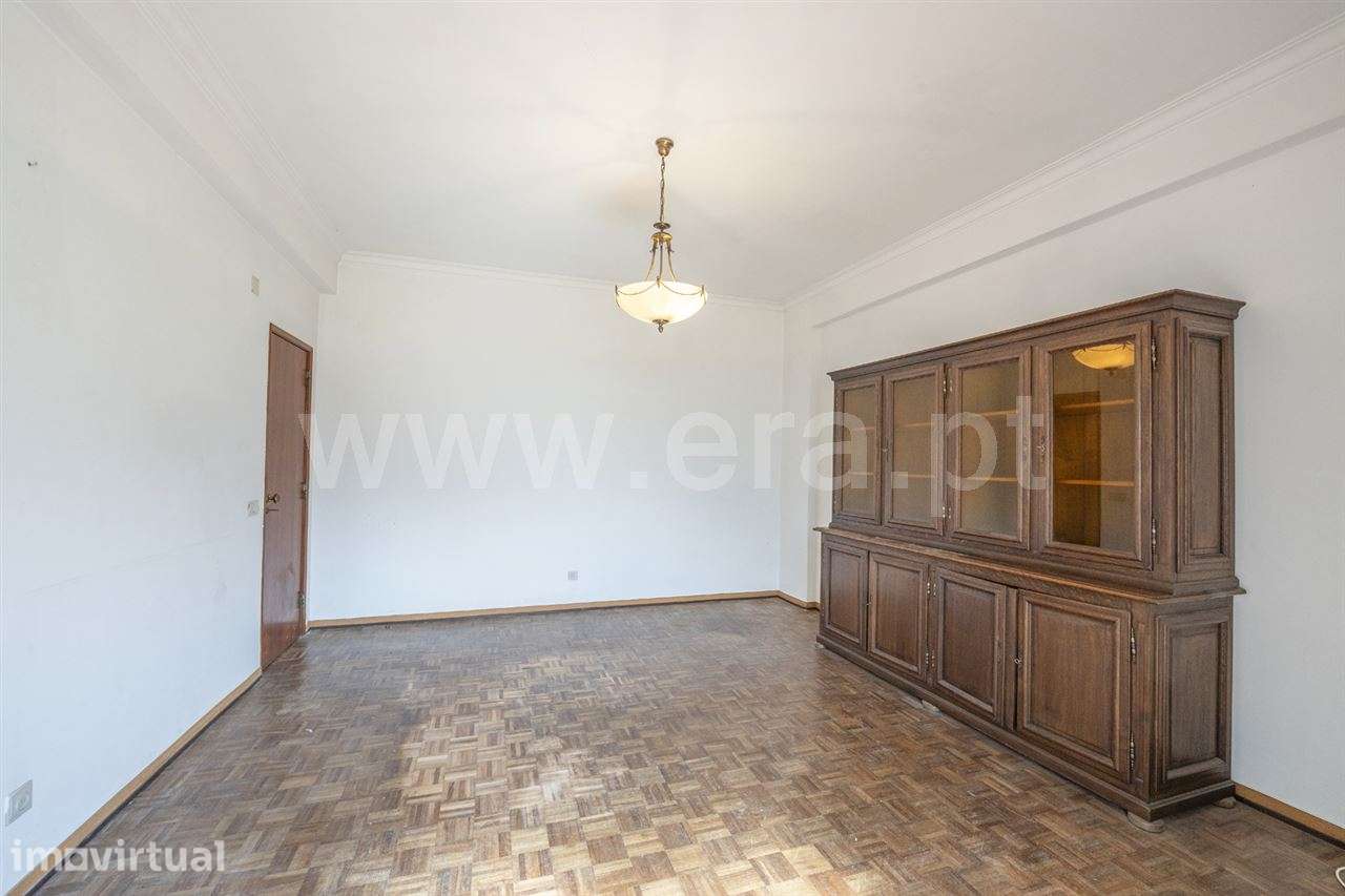 Apartamento T3; Cruz de Pau - Grande imagem: 2/15