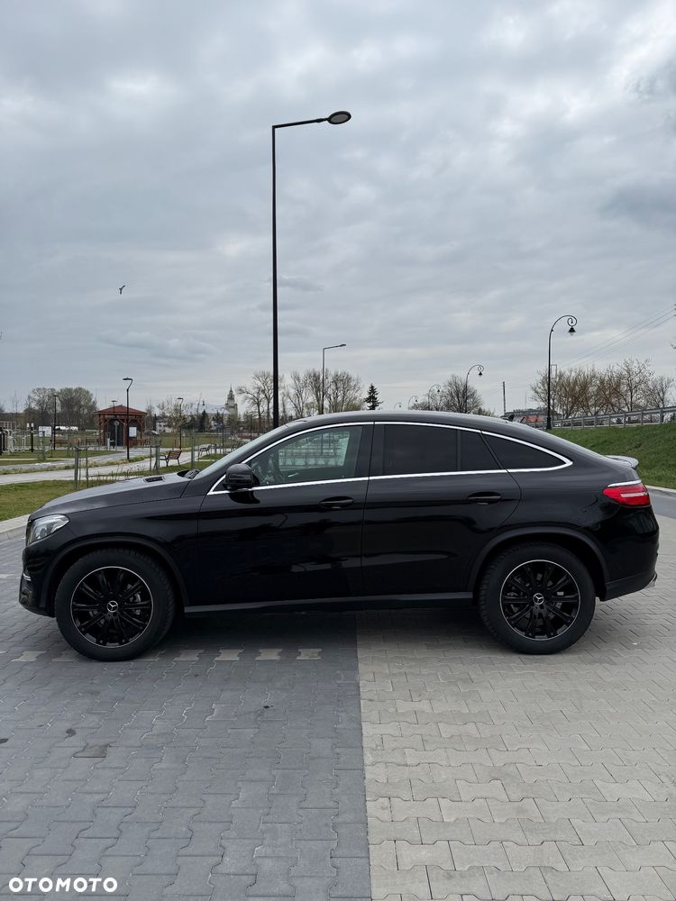 Mercedes-Benz GLE - 4