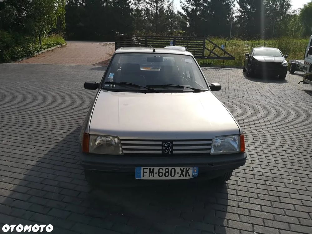 Peugeot 205 1.1 GL - 23