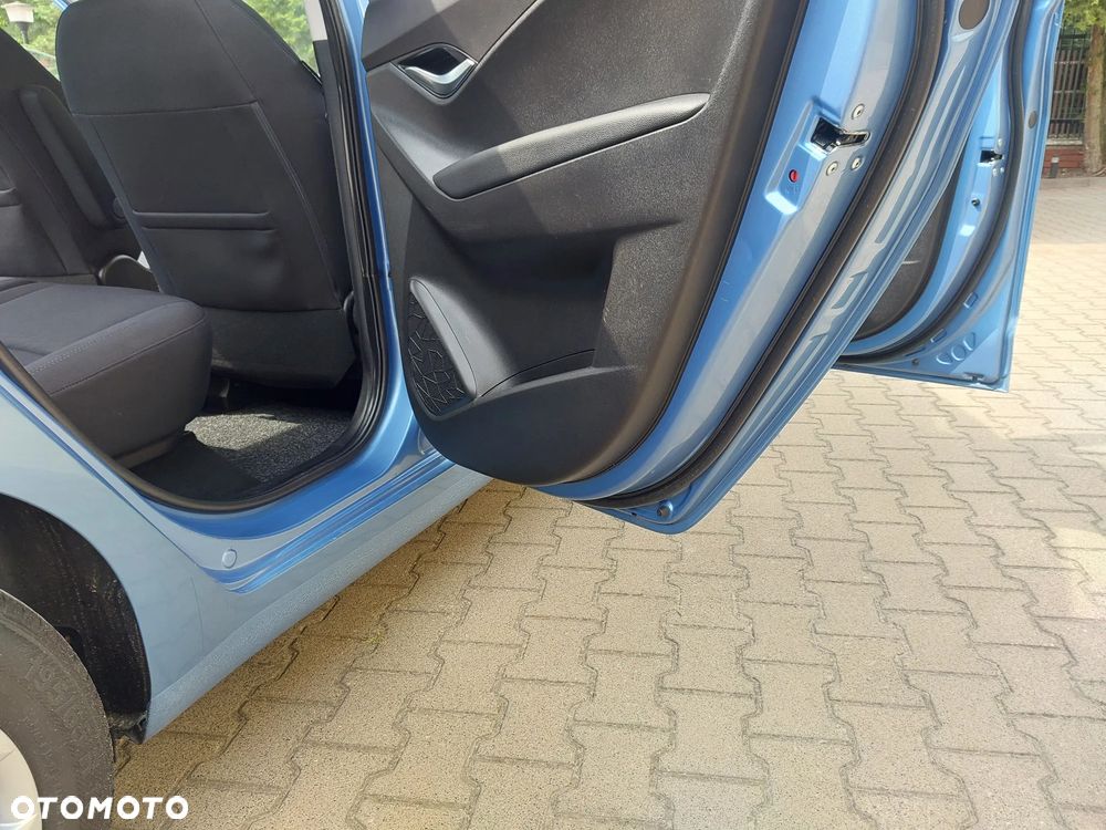 Hyundai ix20 1.6 Trend - 11