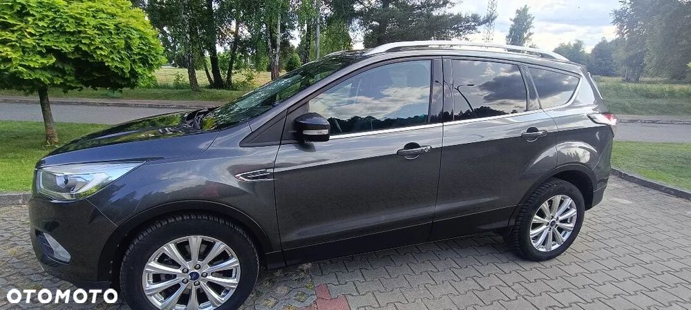 Ford Escape 2.0 EcoBoost AWD Titanium - 4