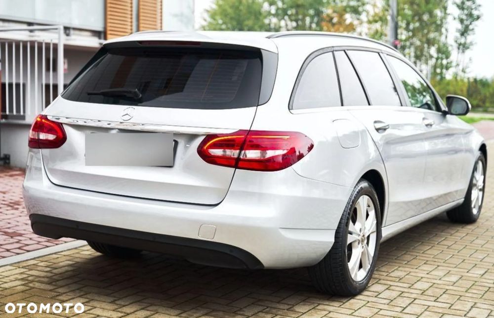 Mercedes-Benz Klasa C 200 (BlueTEC) d 7G-TRONIC - 7