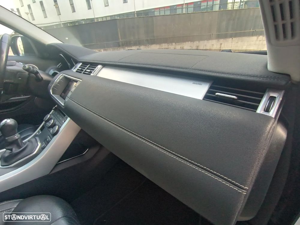 Land Rover Range Rover Evoque 2.2 eD4 Dynamic - 29