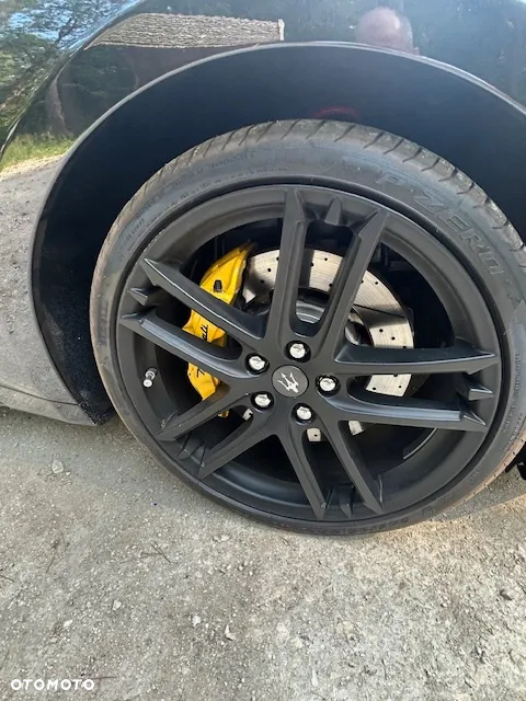 Maserati GranCabrio Sport - 24