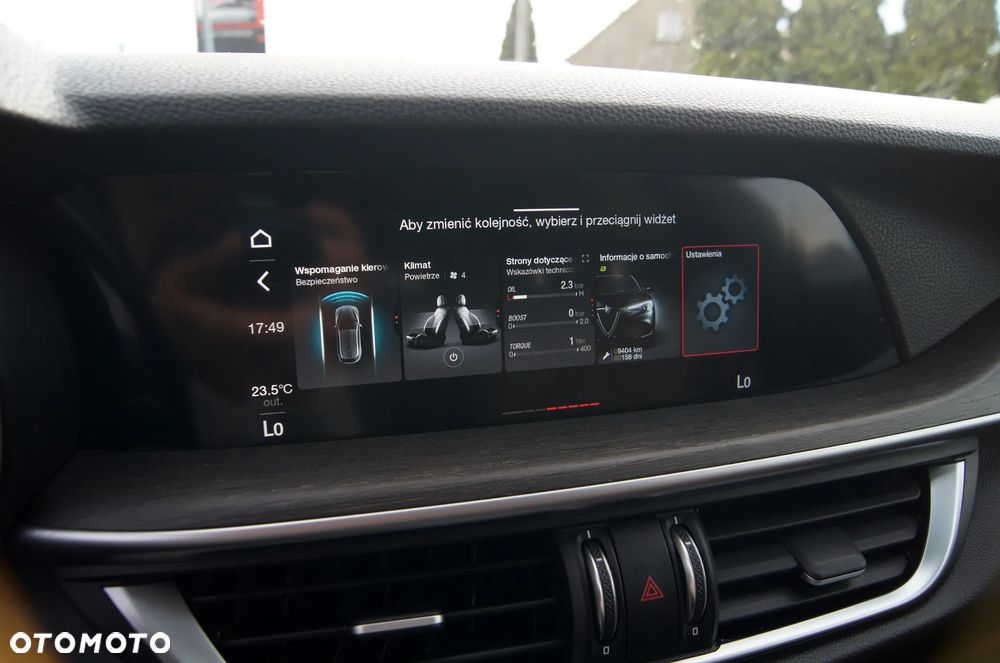 Alfa Romeo Stelvio 2.0 Turbo 16V AT8-Q4 Ti - 28