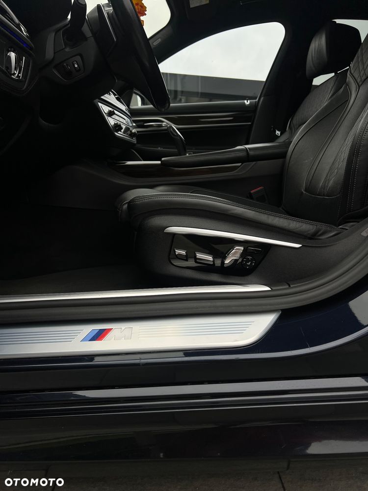 BMW Seria 7 750d xDrive - 12