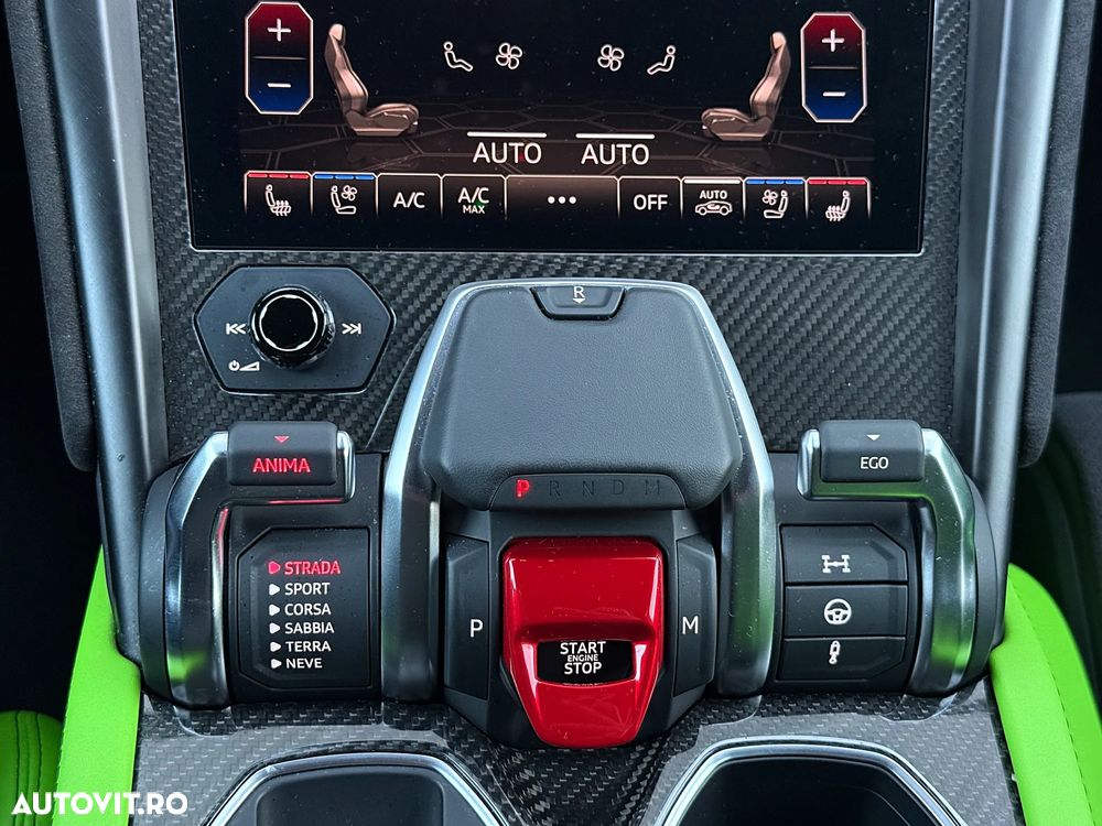 Lamborghini URUS - 22