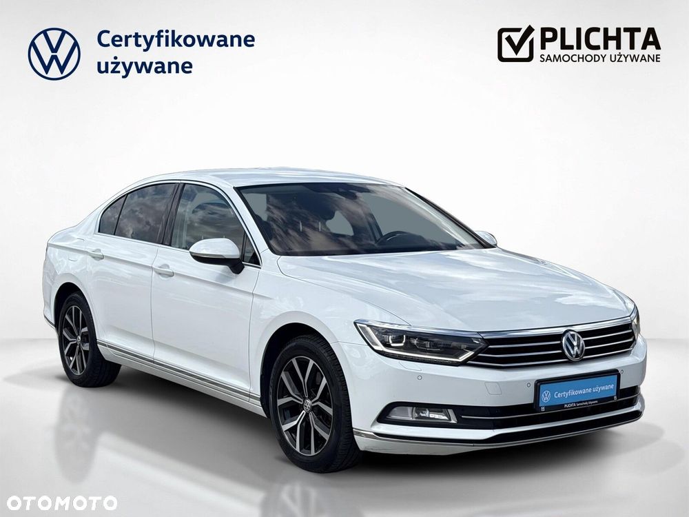 Volkswagen Passat - 8