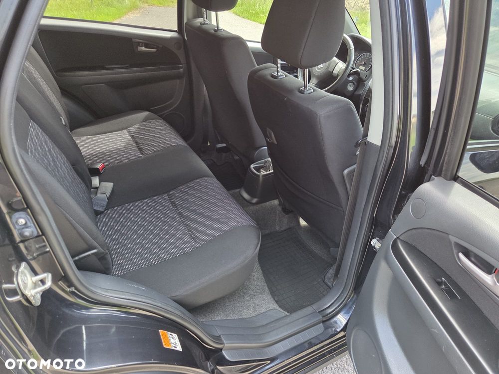 Suzuki SX4 - 16