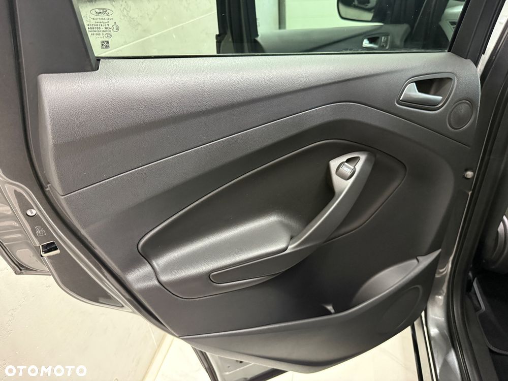 Ford Kuga 2.0 TDCi 4x4 Titanium - 14