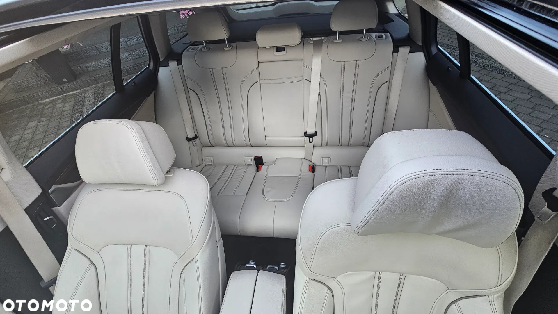 BMW Seria 5 530d xDrive Luxury Line - 29