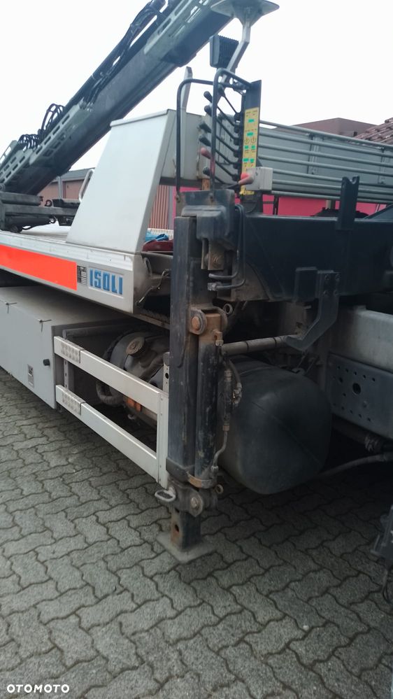 Mercedes-Benz 18 225 - 31