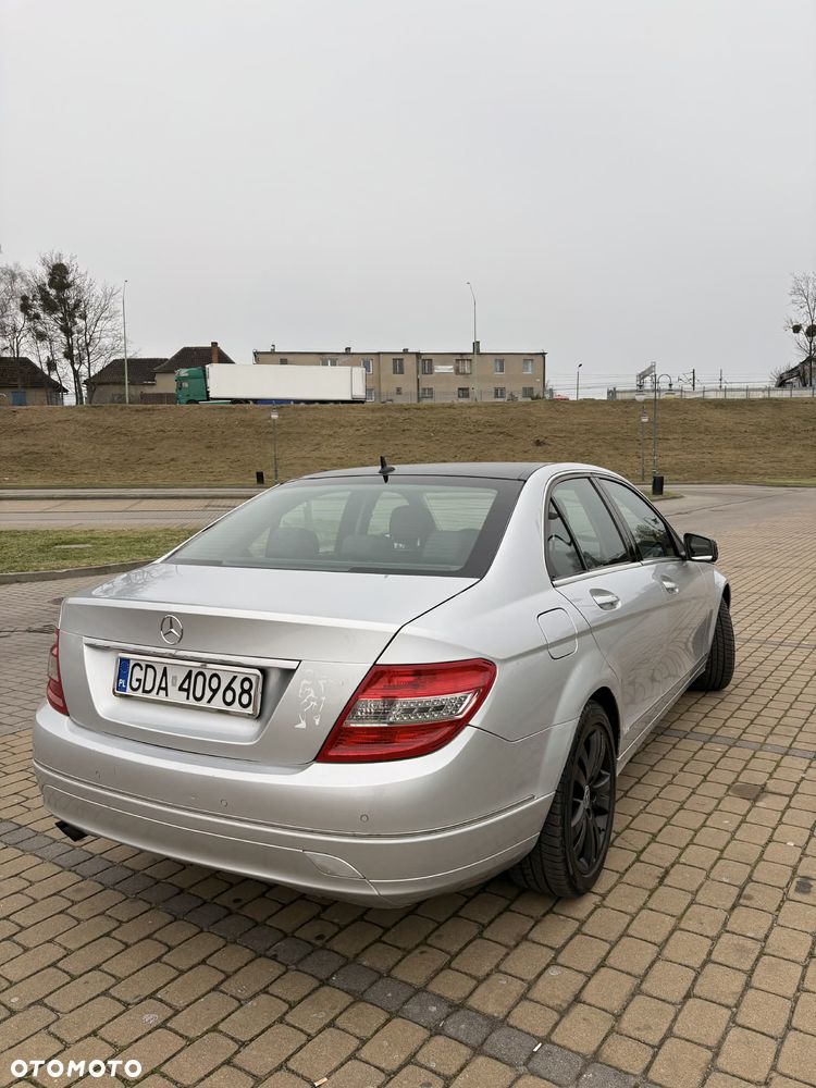 Mercedes-Benz Klasa C 180 K BlueEff Classic - 7