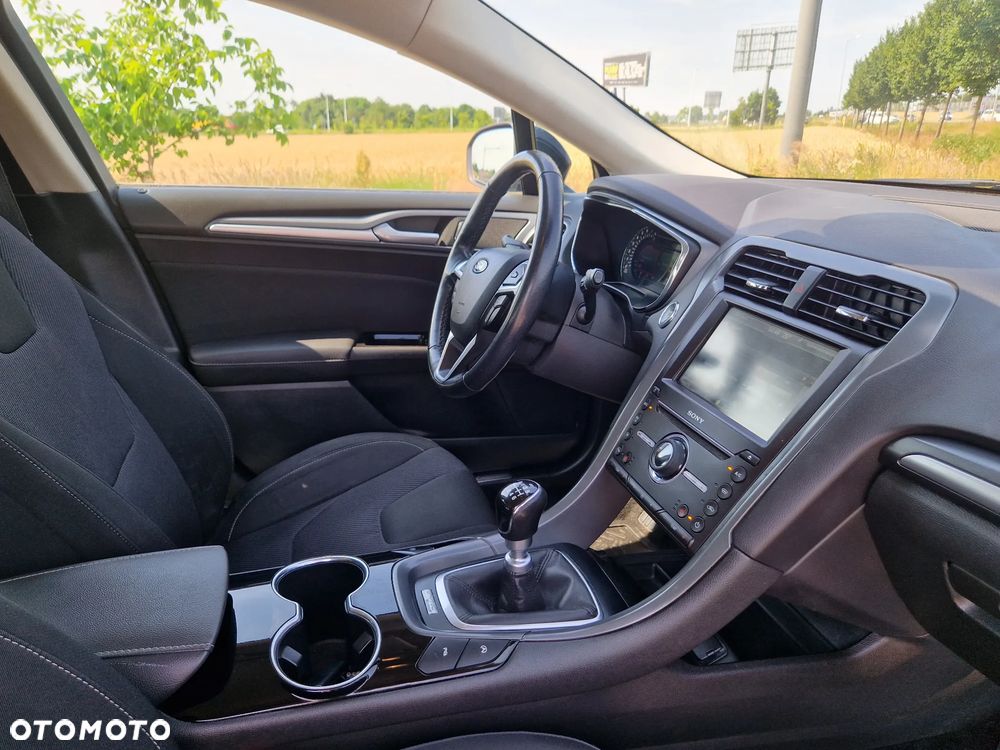 Ford Mondeo - 16