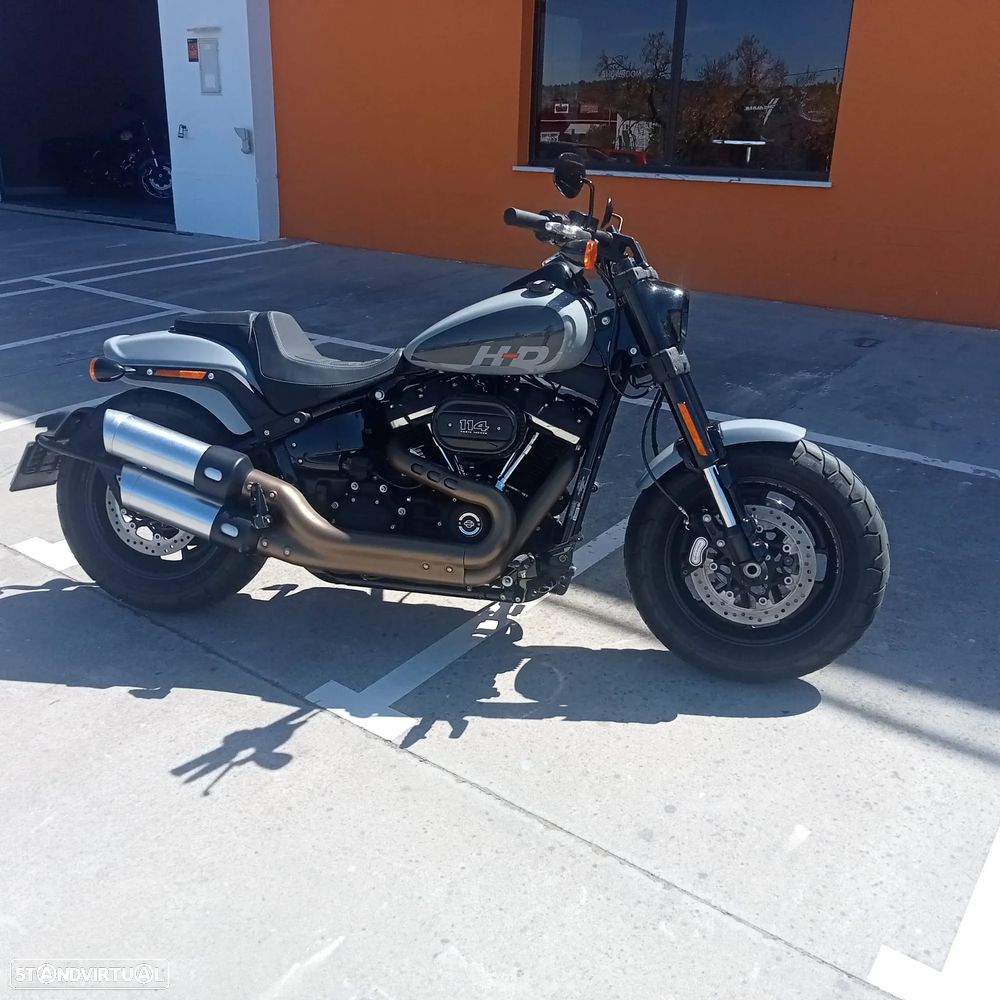 Harley-Davidson Softail FAT BOB 114 - 2