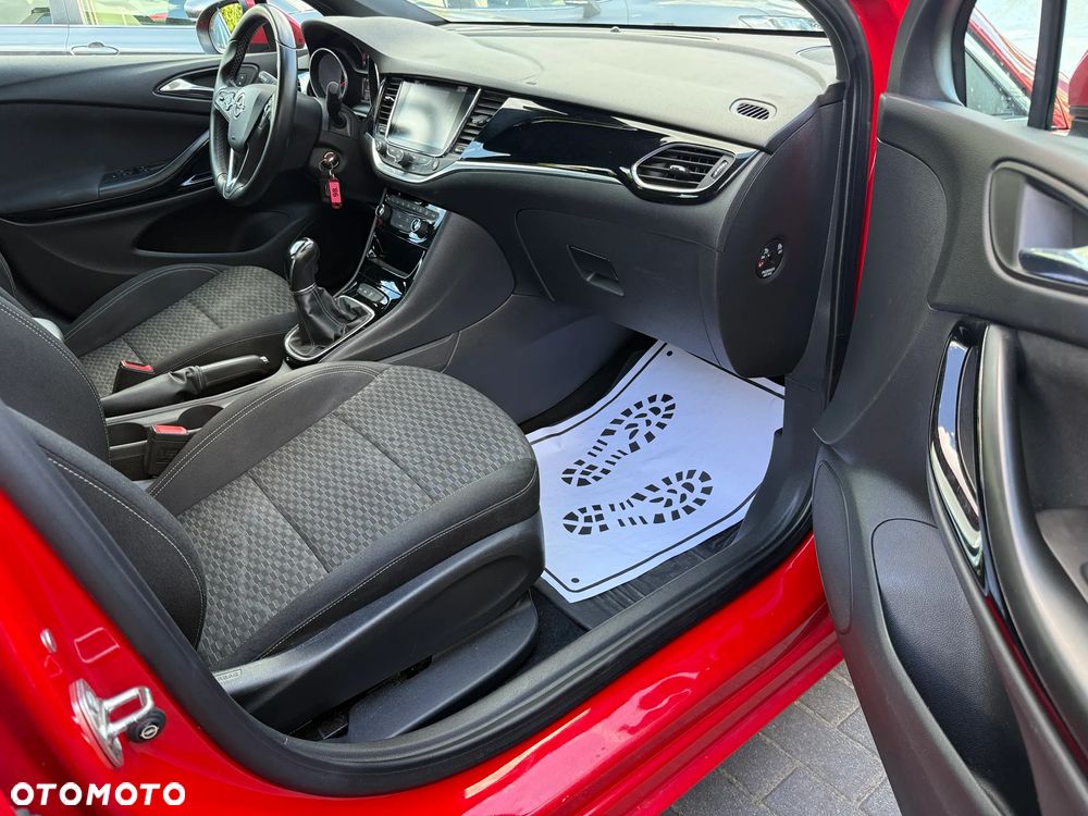 Opel Astra 1.4 T Dynamic S&S - 18