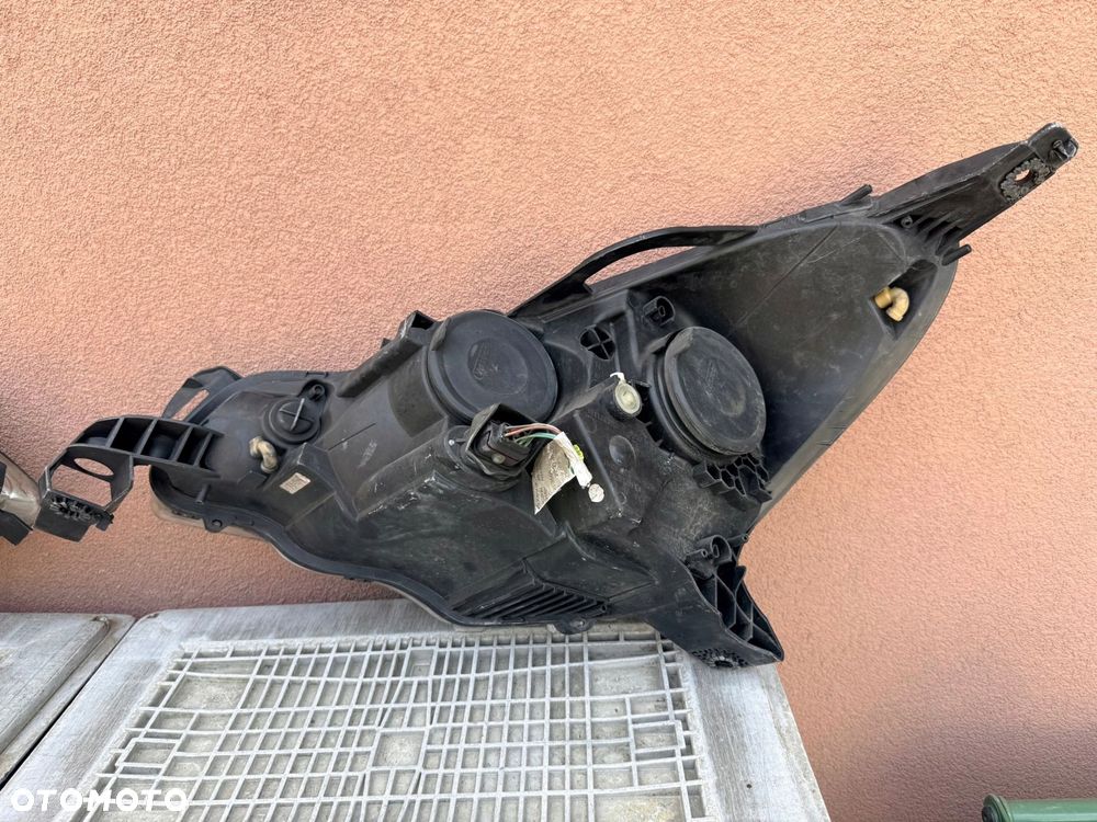 Lampa przednia CITROEN C3 II KOMPLET EUROPA VISTEON ŁADNE Z 1. AUTA - 6