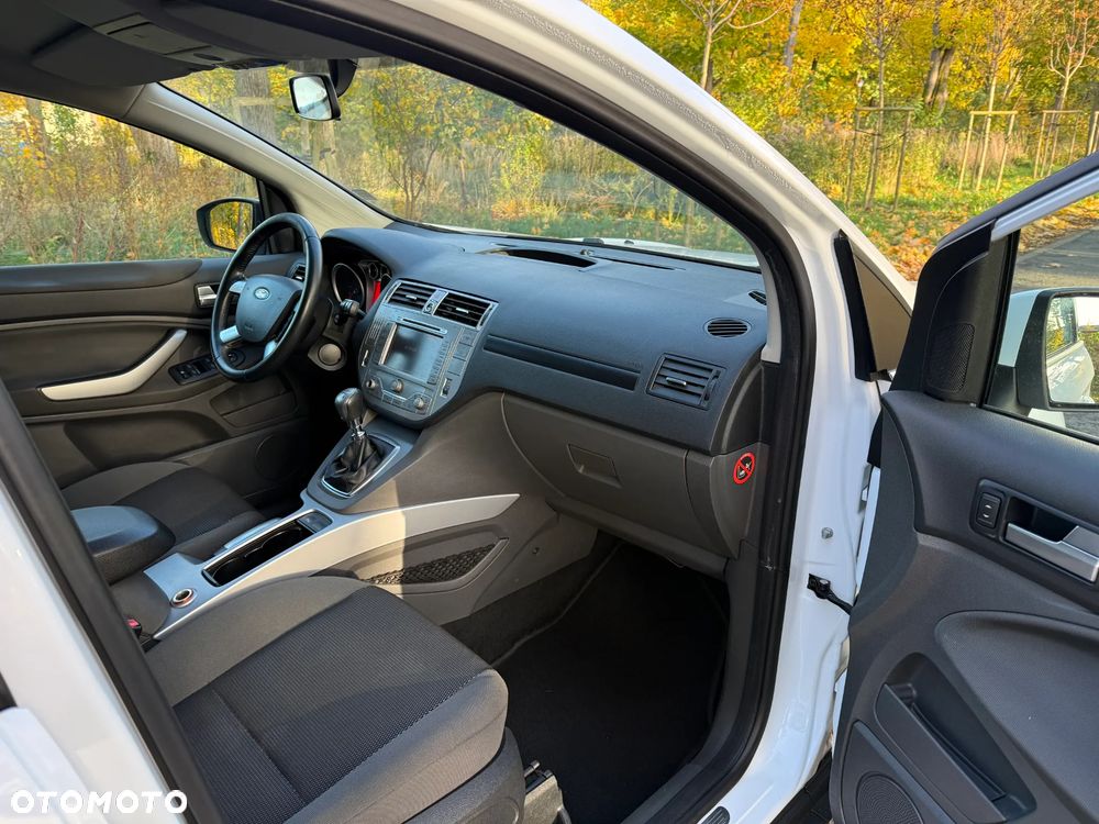 Ford Kuga 2.0 TDCi Titanium - 25