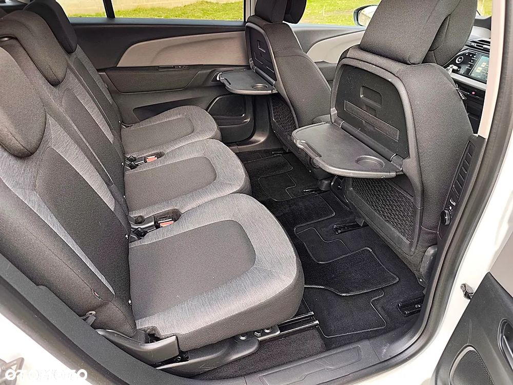 Citroën C4 Grand Picasso PureTech 130 Stop&Start Attraction - 21