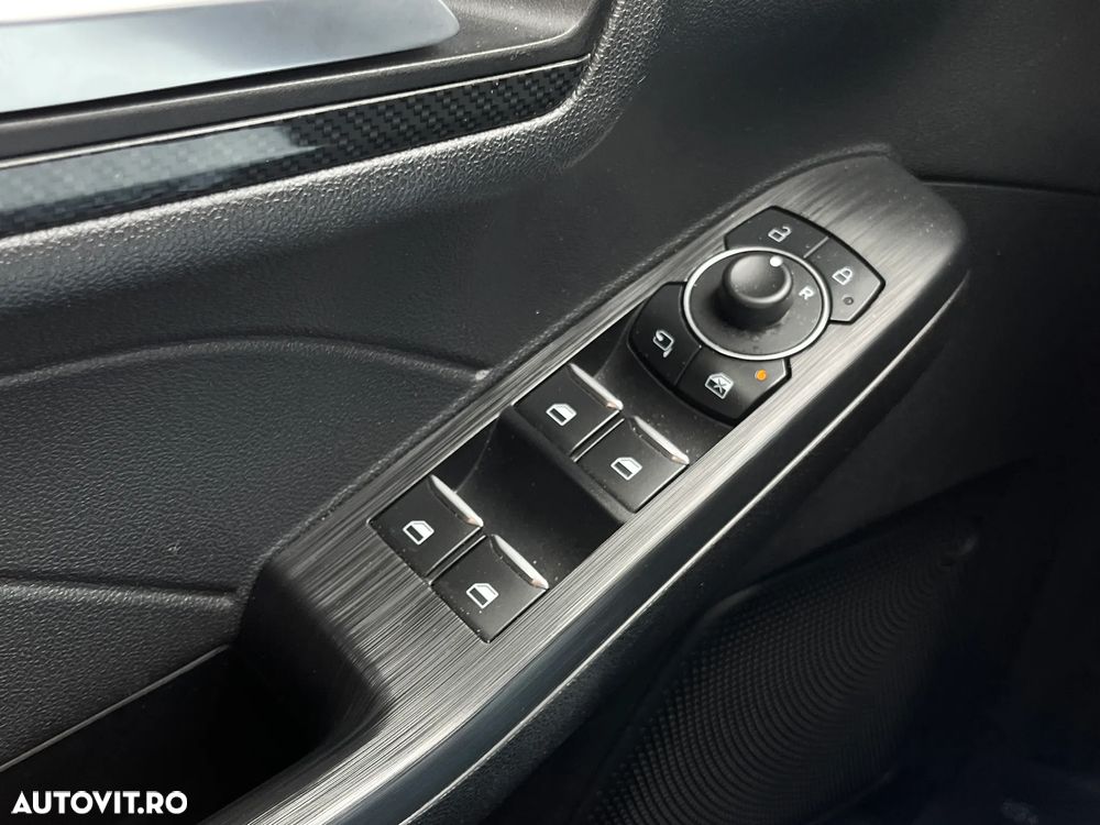 Ford Kuga 2.5 Duratec FHEV ST-LINE - 22