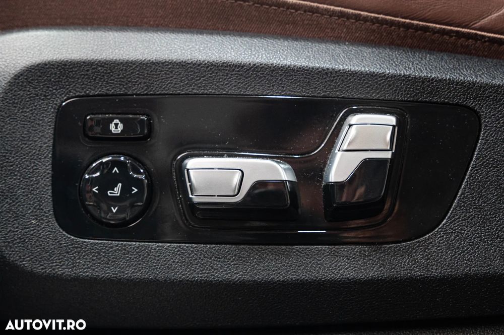 BMW X5 M M50d - 29