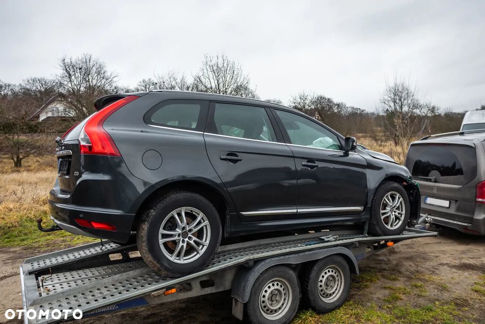 Volvo XC 60 D3 Geartronic Momentum - 6
