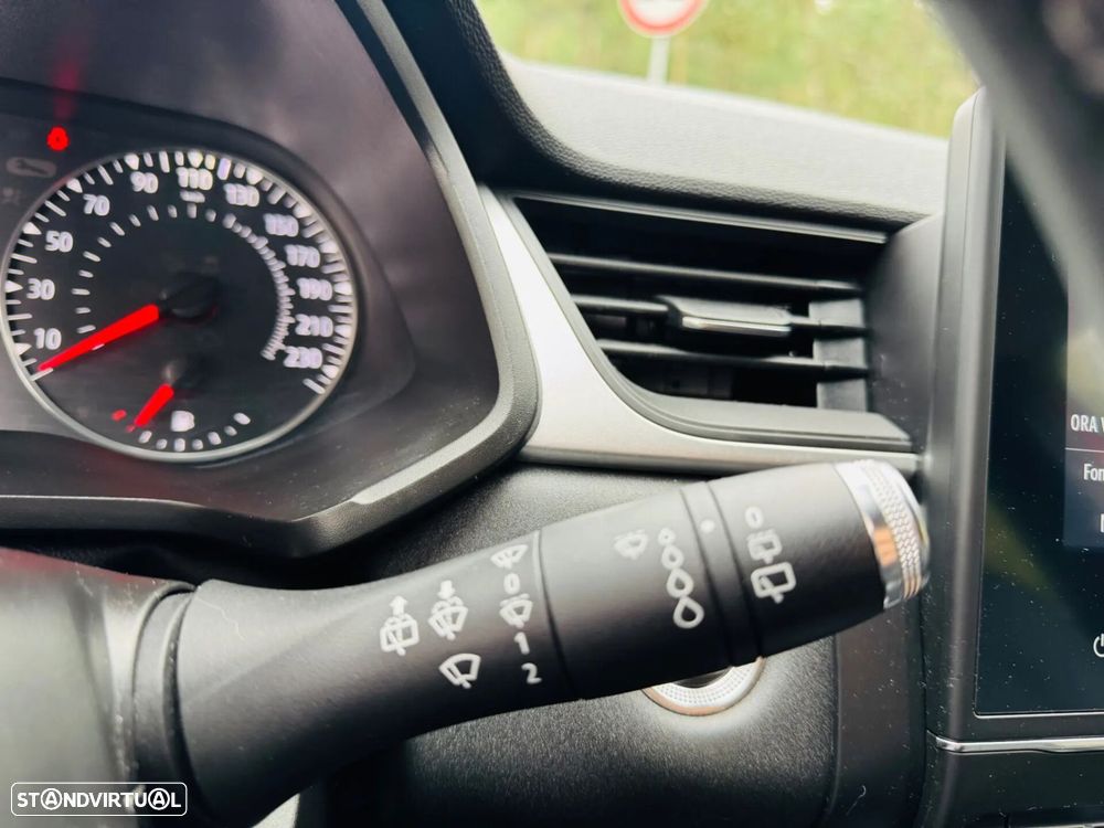 Renault Captur 1.0 TCe Intens Bi-Fuel - 31