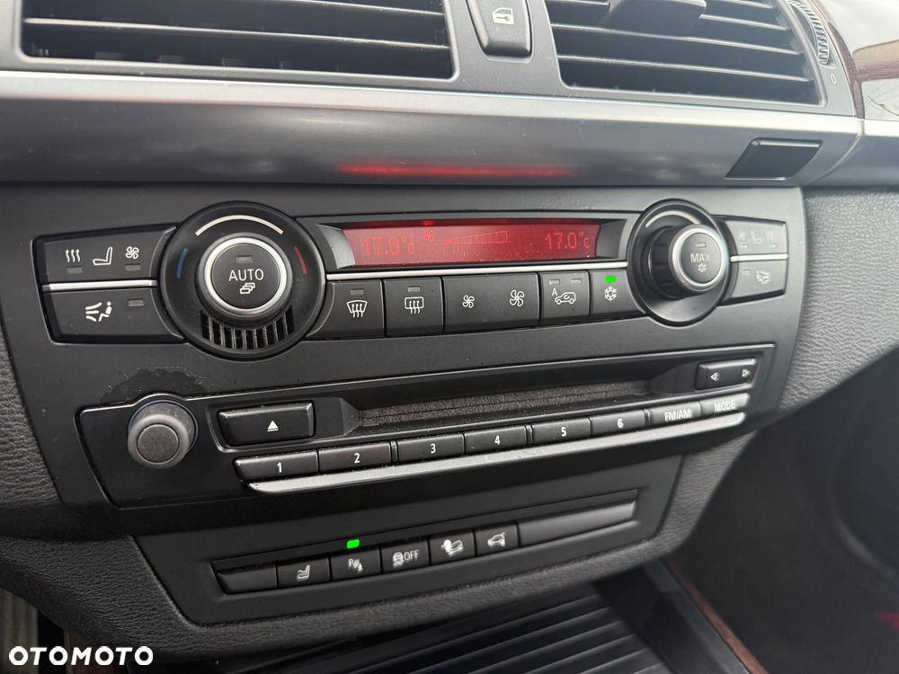 BMW X5 xDrive35i Sport-Aut - 10