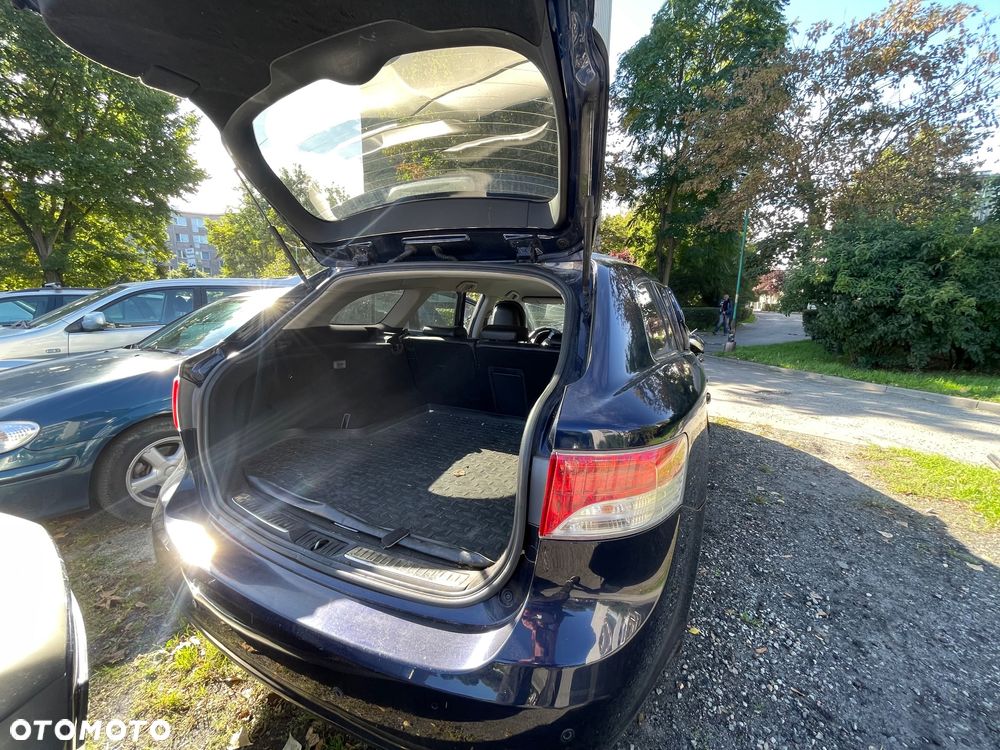 Toyota Avensis 2.2 D-CAT Premium - 5