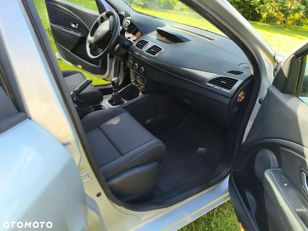 Renault Megane 1.6 16V Expression - 13