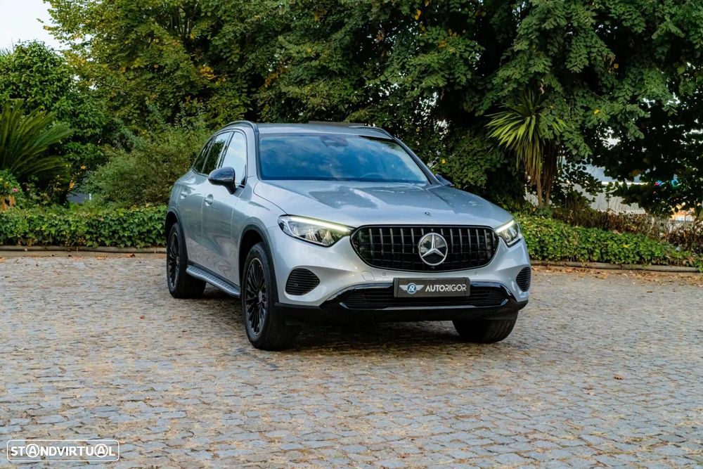 Mercedes-Benz GLC 300 e 4Matic 9G-TRONIC AMG Line Advanced - 9