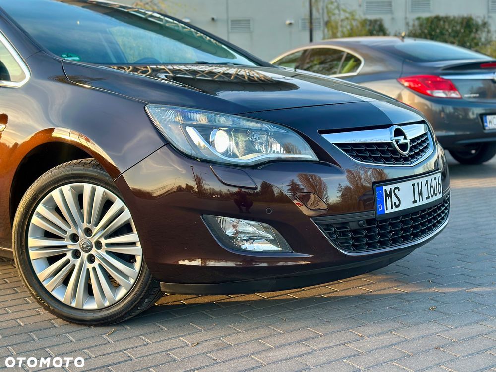 Opel Astra 1.4 Turbo Color Edition - 2