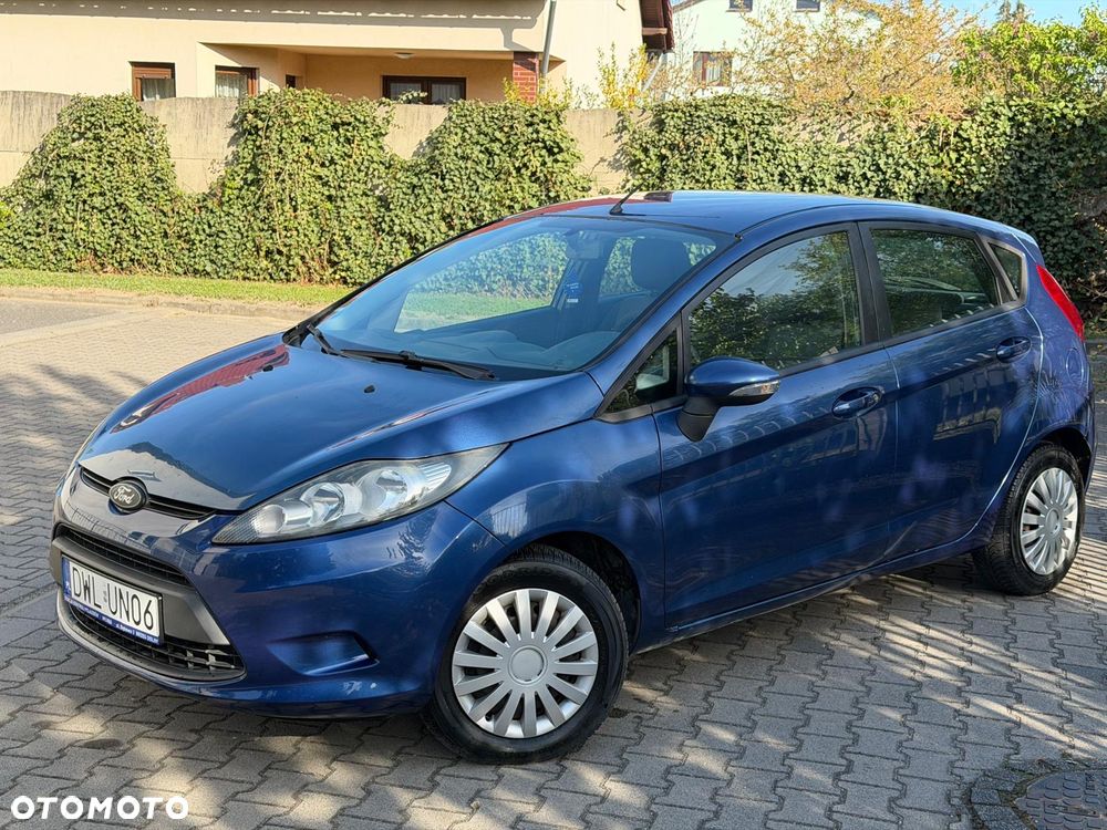 Ford Fiesta 1.25 Ambiente EU5 - 8