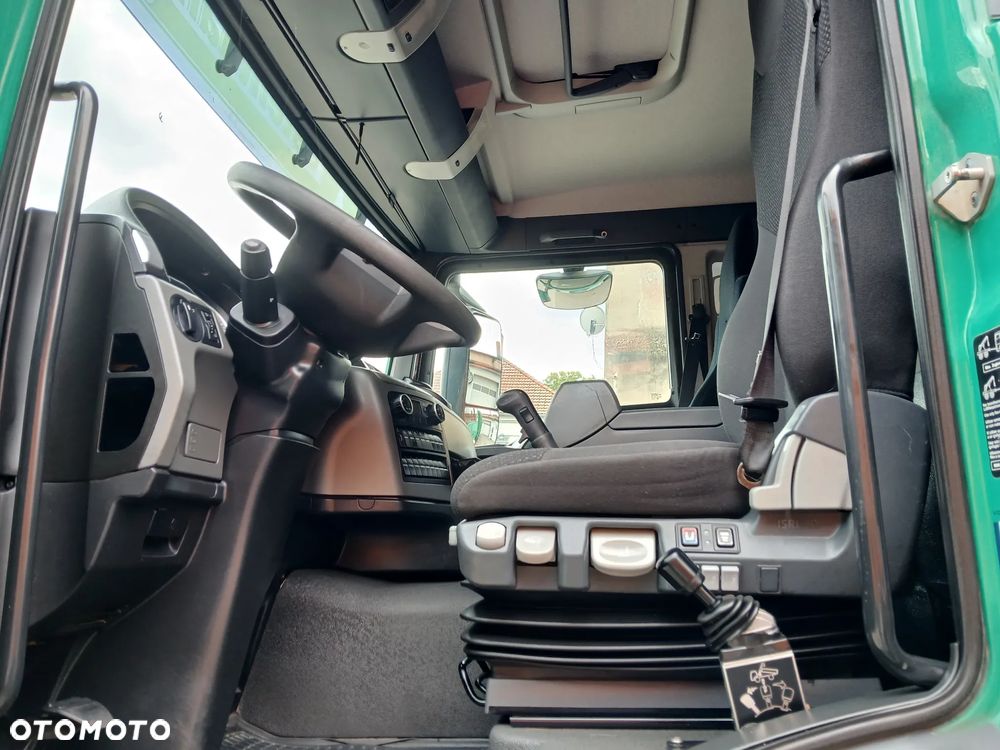 MAN TGS 35.440 8x4 2013rok manual wywrotka Meiller-Kipper z Niemiec - 38