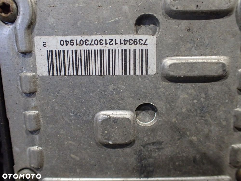 LAMPA PRAWA PRZEDNIA VOLVO S80 2.4 8693653 - 10