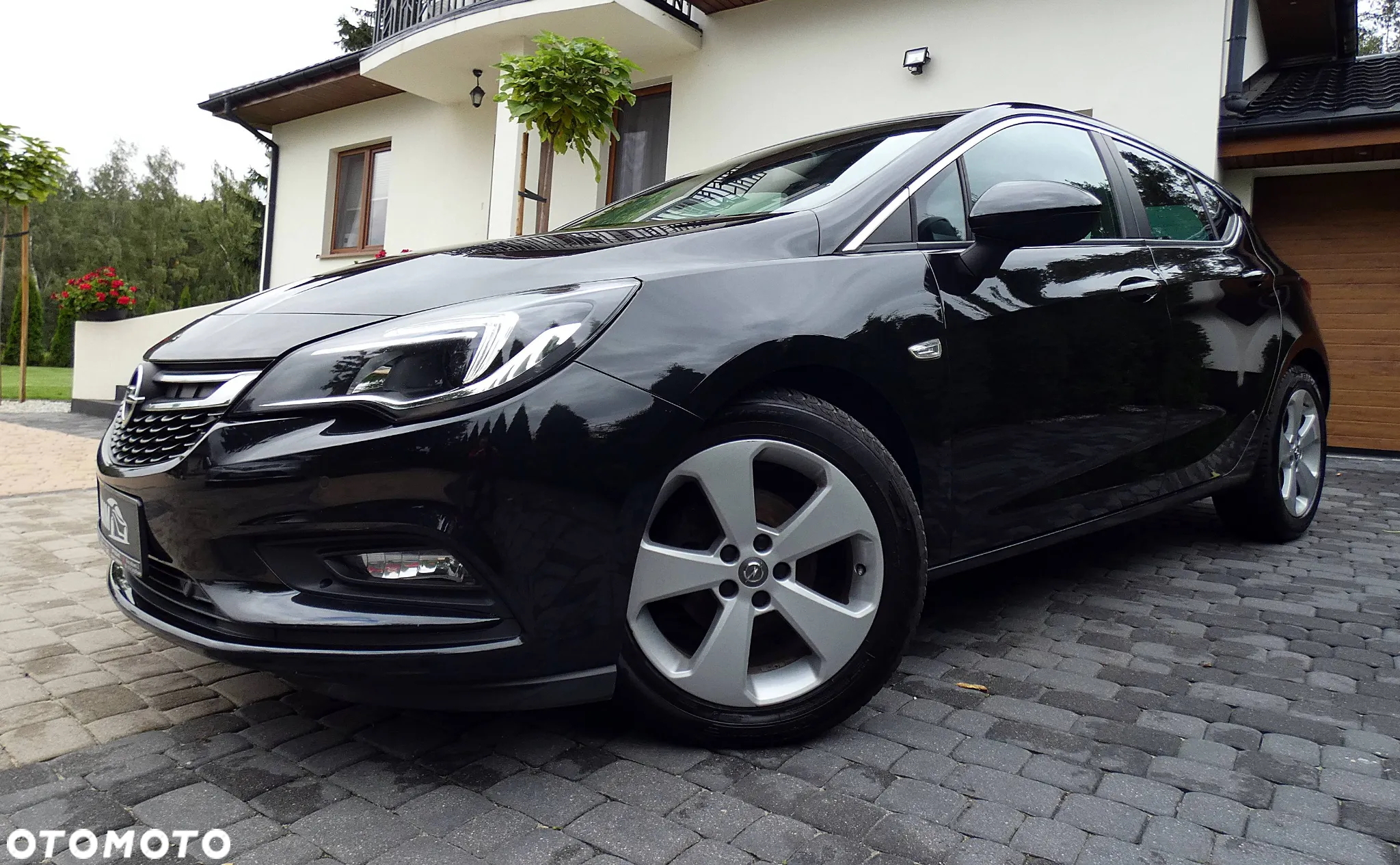 Opel Astra V 1.4 T Dynamic S&S - 9