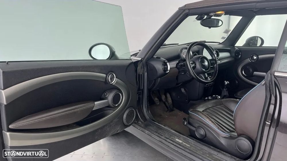 MINI Cabrio Cooper D Highgate - 9