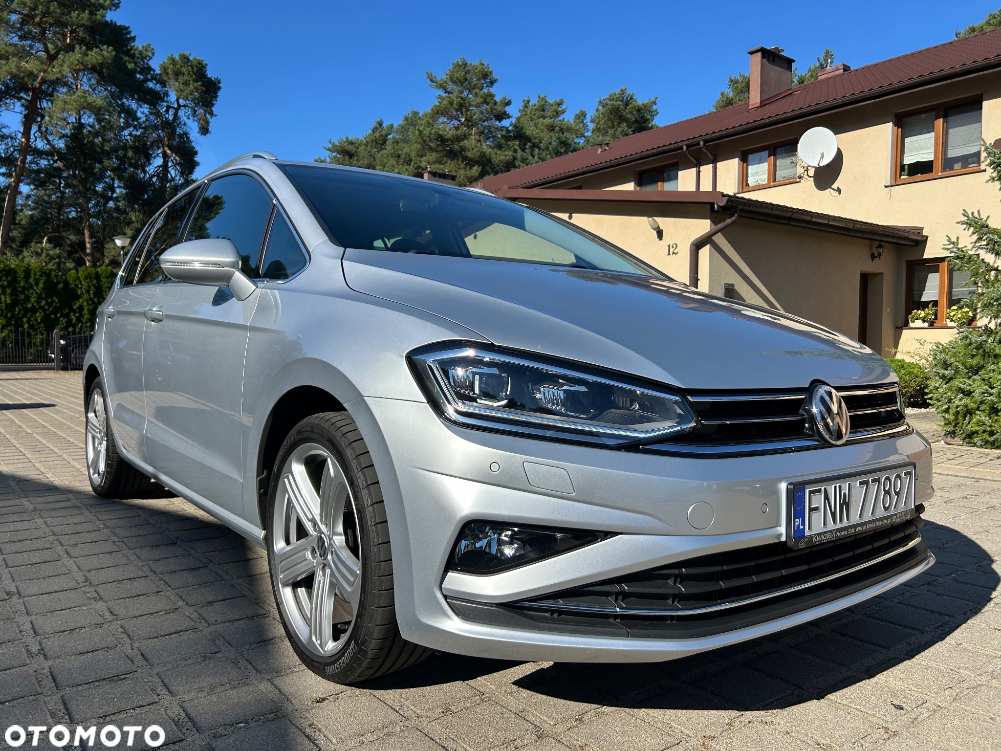 Volkswagen Golf Sportsvan 1.5 TSI ACT DSG Highline - 4