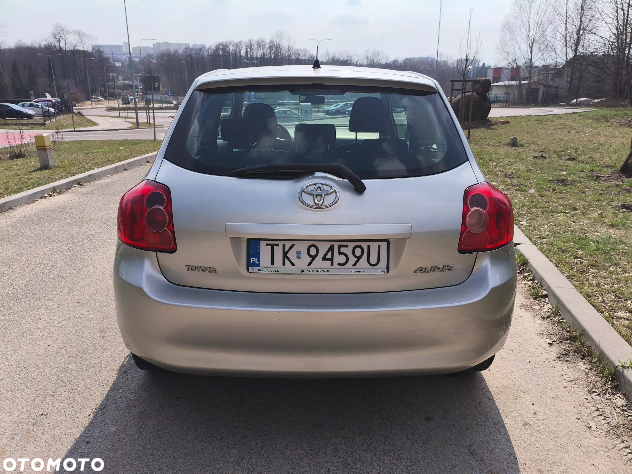 Toyota Auris 1.6 VVT-i Terra - 6