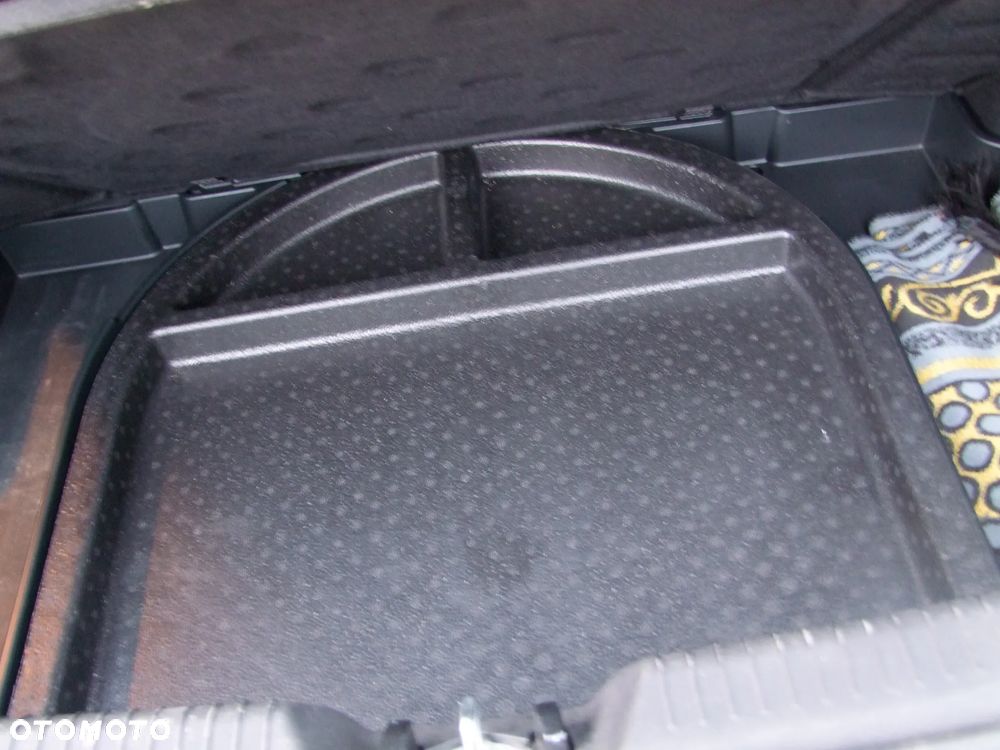 Hyundai i30 1.6 T GDI Turbo - 17