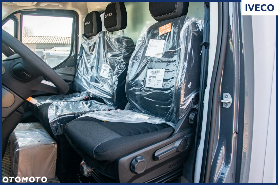 Iveco Daily 50C18 Kontener 8EP + Winda 3.0 180KM - 13
