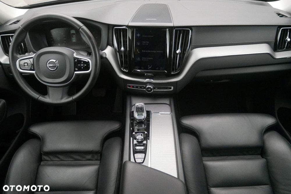 Volvo XC 60 - 8