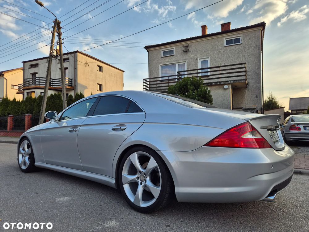 Mercedes-Benz CLS 500 - 2
