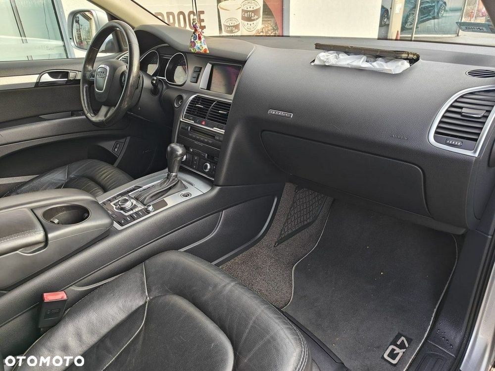 Audi Q7 - 15