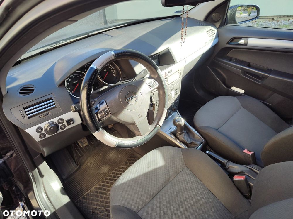 Opel Astra 1.6 Enjoy - 4