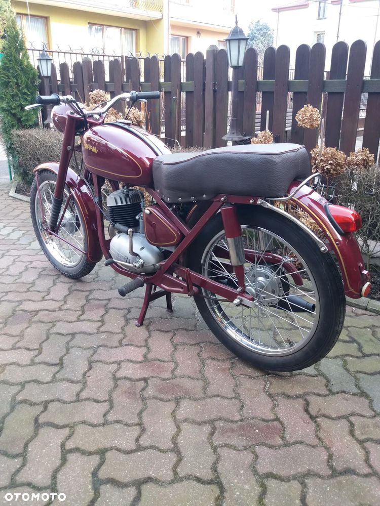 WFM M - 6