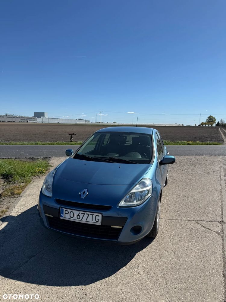 Renault Clio 1.2 16V Alize - 1