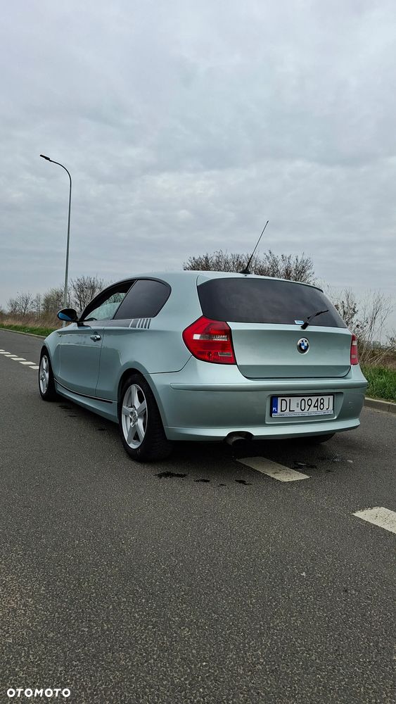 BMW Seria 1 118d - 4