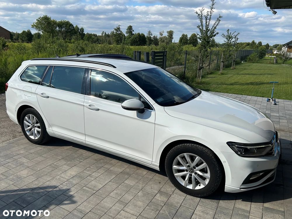 Volkswagen Passat 1.5 TSI EVO Business DSG - 1